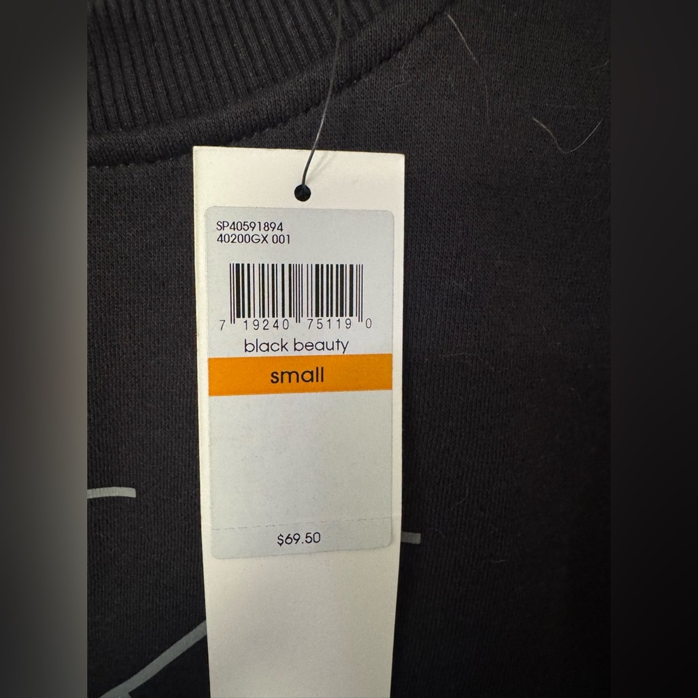 New Calvin Klein Sweatshirt - Picture 3 of 4